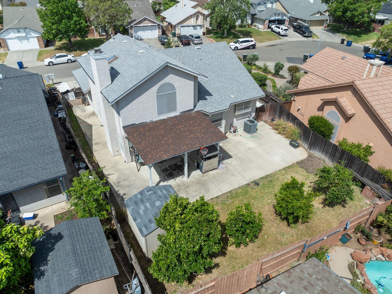 Pine Oaks Court, Sacramento, California image 46