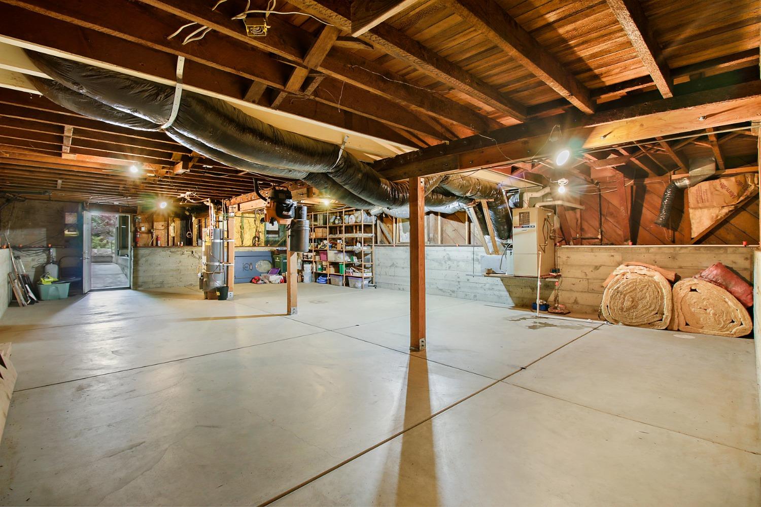 Detail Gallery Image 49 of 58 For 2322 I St, Sacramento,  CA 95816 - 4 Beds | 2 Baths