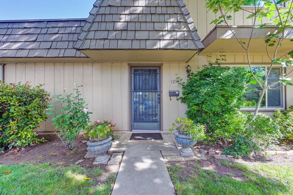 Casitas Bonito, Sacramento, California image 8
