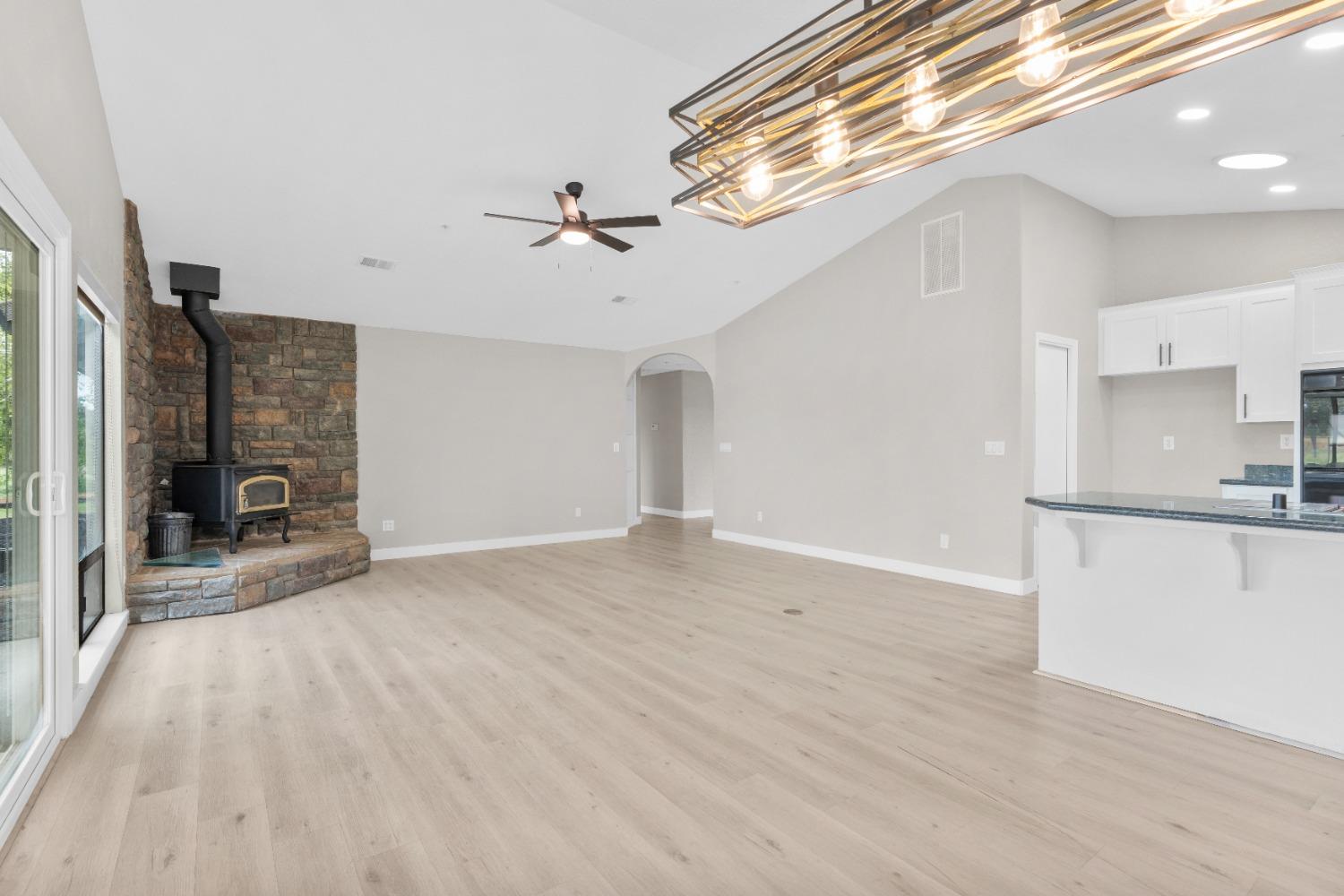 Detail Gallery Image 20 of 58 For 11709 Quiggle Rd, Herald,  CA 95638 - 5 Beds | 2/1 Baths