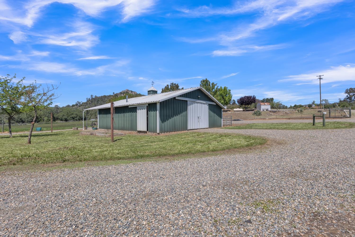 Big Oak Lane, Browns Valley, California image 40