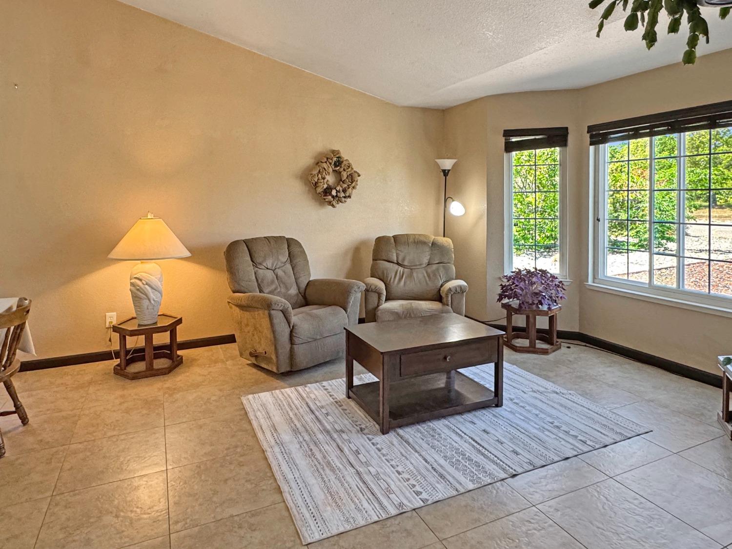 Detail Gallery Image 11 of 41 For 2100 Quail Ranch Ct, Elverta,  CA 95626 - 4 Beds | 2 Baths