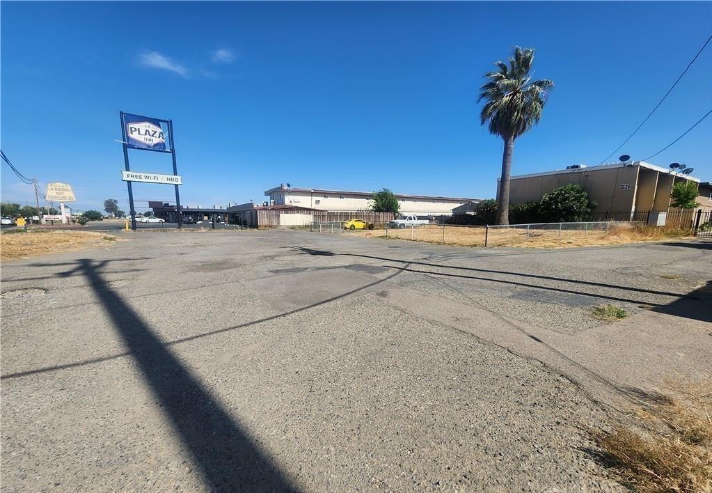 E Pacheco Boulevard, Los Banos, California image 5