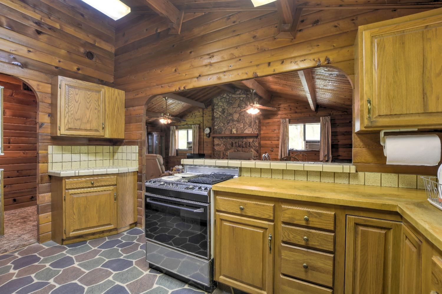 Elnora Drive, Penn Valley, California image 7