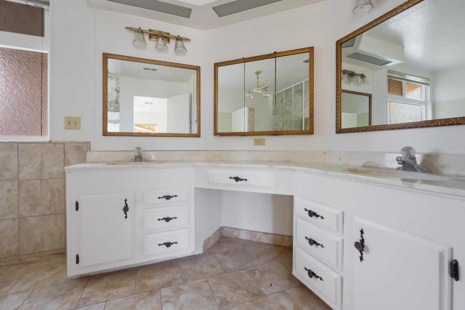 Detail Gallery Image 17 of 31 For 3936 Maui Ter, Modesto,  CA 95355 - 2 Beds | 2 Baths