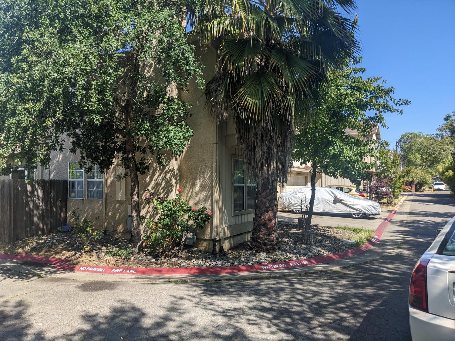 E Marie Ann Lane, Carmichael, California image 22