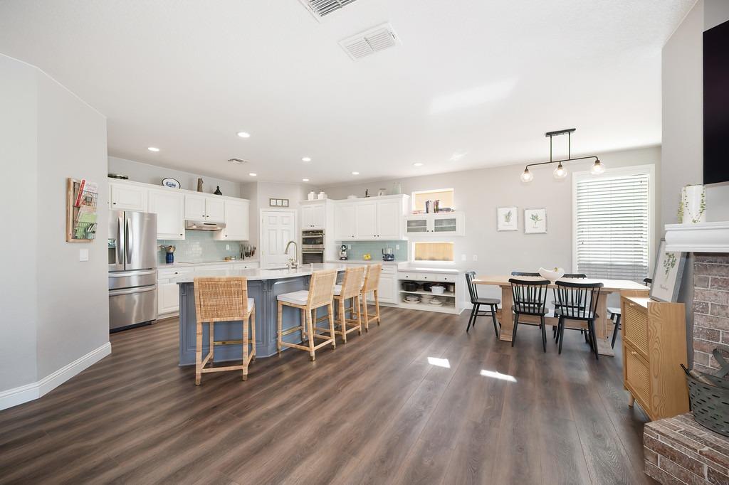 Detail Gallery Image 21 of 85 For 7301 Neblina Ct, Rancho Murieta,  CA 95683 - 4 Beds | 3 Baths