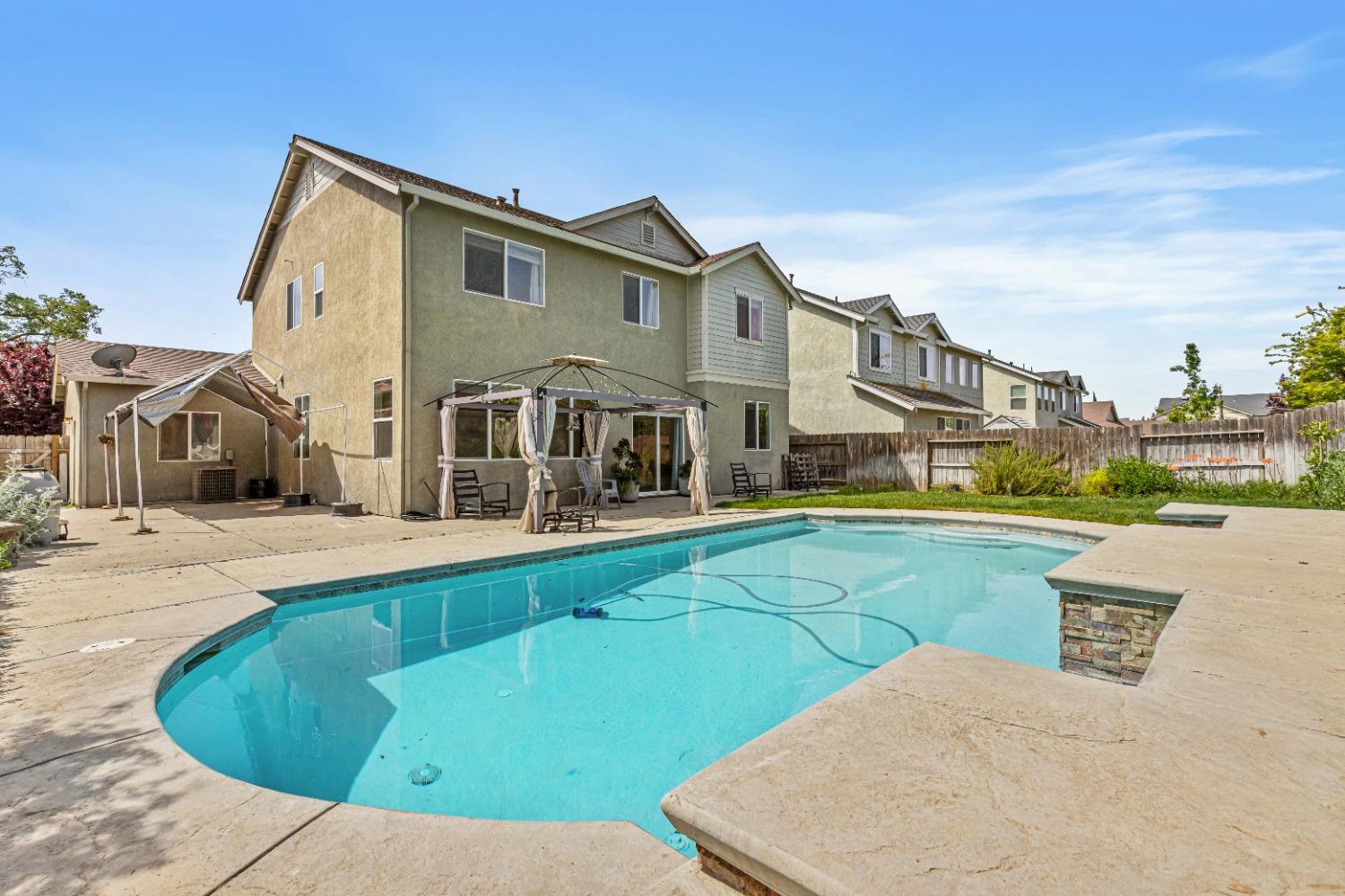Rivercrest Drive, Waterford, California image 2