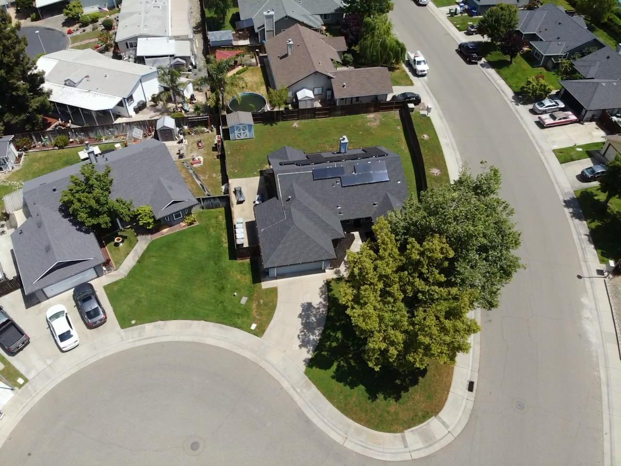 Detail Gallery Image 5 of 44 For 633 Holly Ct, Galt,  CA 95632 - 3 Beds | 2 Baths
