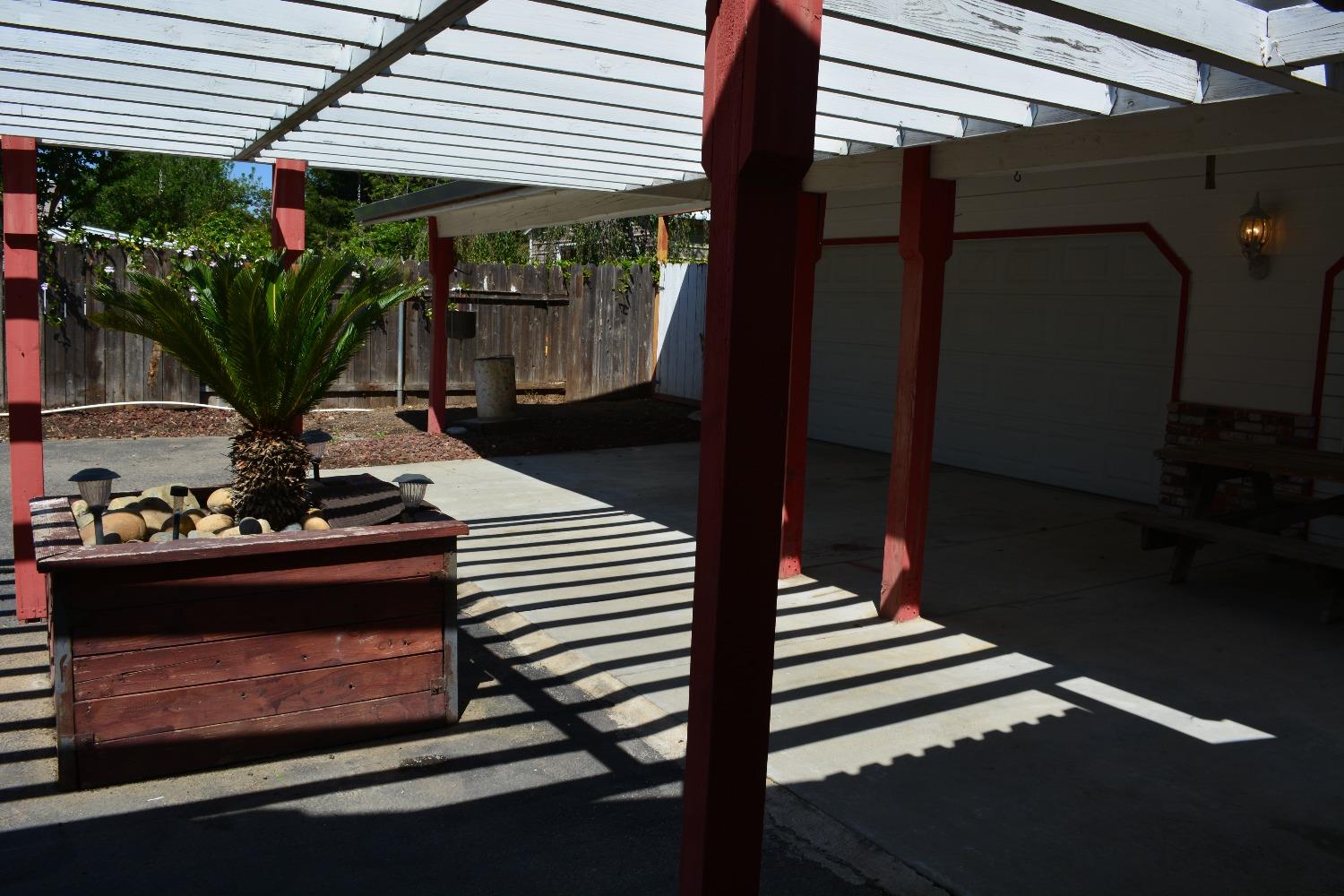 Detail Gallery Image 17 of 74 For 13521 Yosemite Blvd, Waterford,  CA 95386 - 3 Beds | 2 Baths