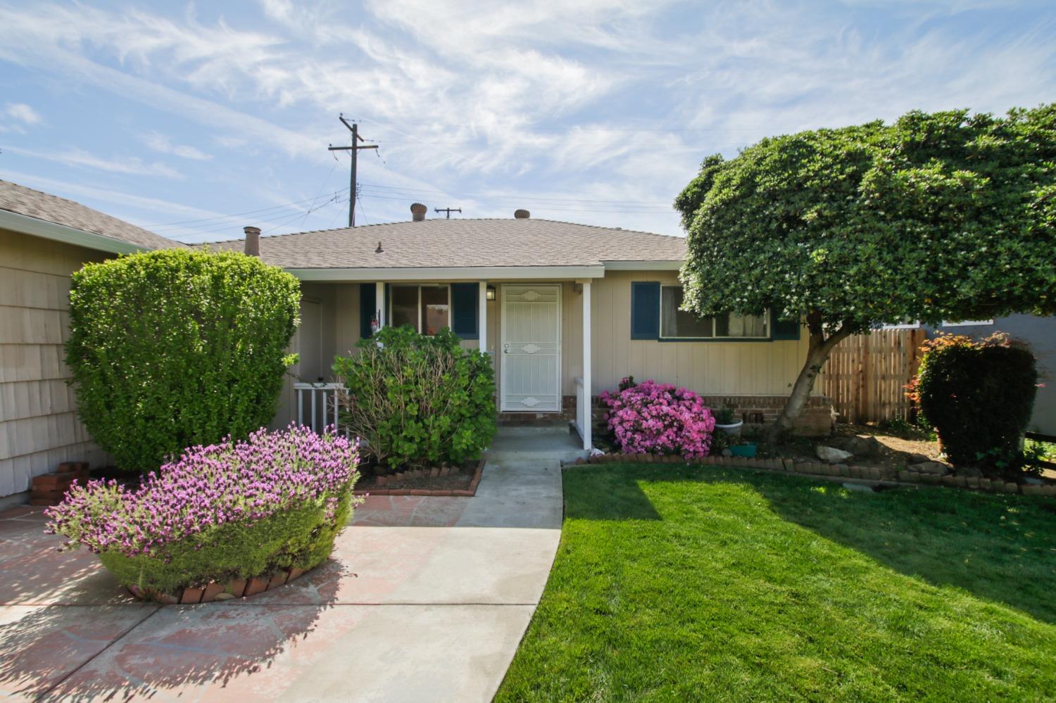 Holmes Way, Rancho Cordova, California image 4