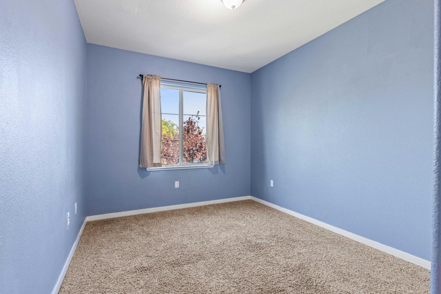Detail Gallery Image 32 of 48 For 18551 Admiral Way, Lathrop,  CA 95330 - 4 Beds | 3 Baths