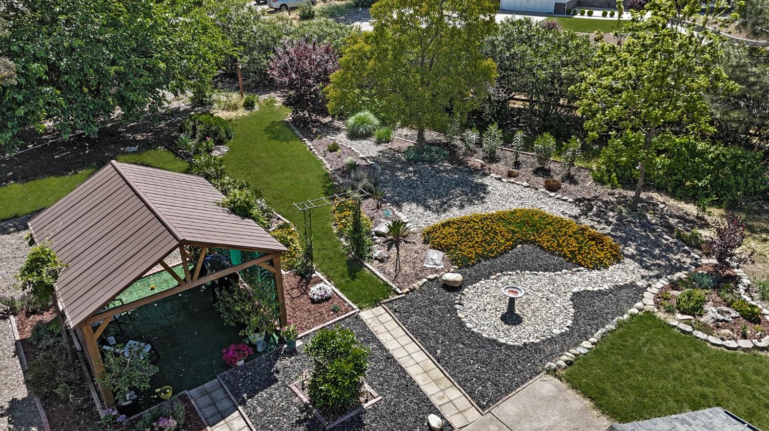 Detail Gallery Image 2 of 41 For 2100 Quail Ranch Ct, Elverta,  CA 95626 - 4 Beds | 2 Baths