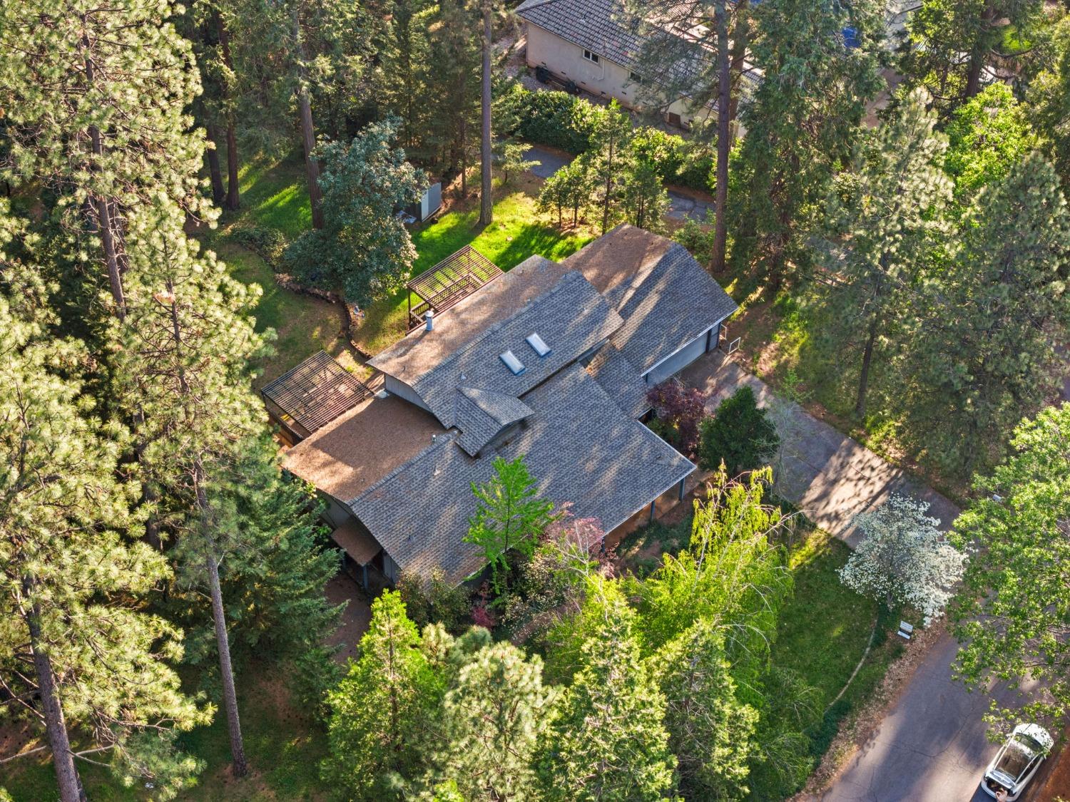Terrace Pines Court, Grass Valley, California image 33