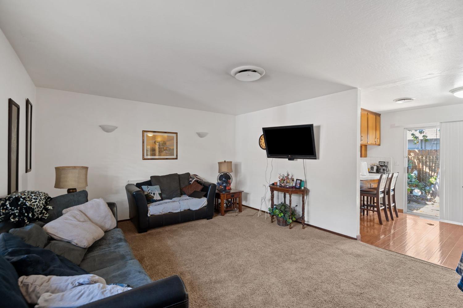 39 Park Avenue, Woodland, California image 4