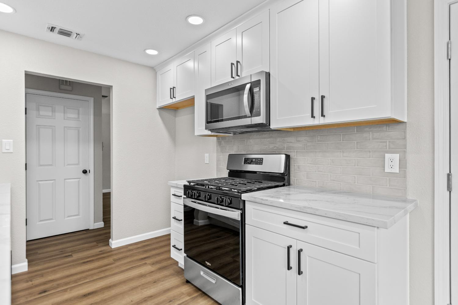 Detail Gallery Image 15 of 38 For 6445 Randy St, Rio Linda,  CA 95673 - 3 Beds | 2 Baths