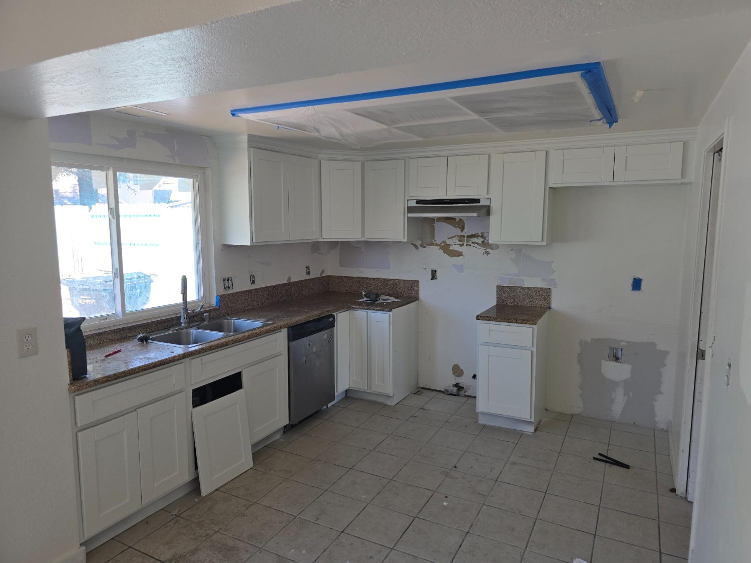 Elfriede Way, Sacramento, California image 17