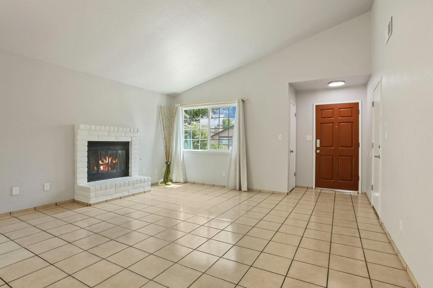 Golden Eagle Lane, Modesto, California image 9
