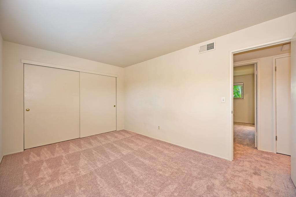 Casitas Bonito, Sacramento, California image 19