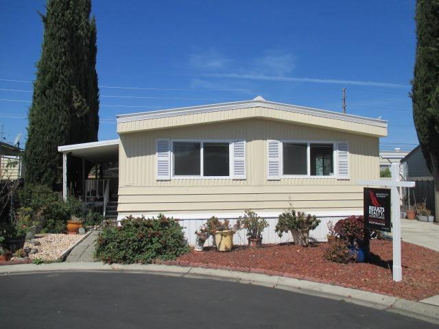 Detail Gallery Image 1 of 21 For 4229 Bouquet Way, Sacramento,  CA 95834 - 2 Beds | 2 Baths