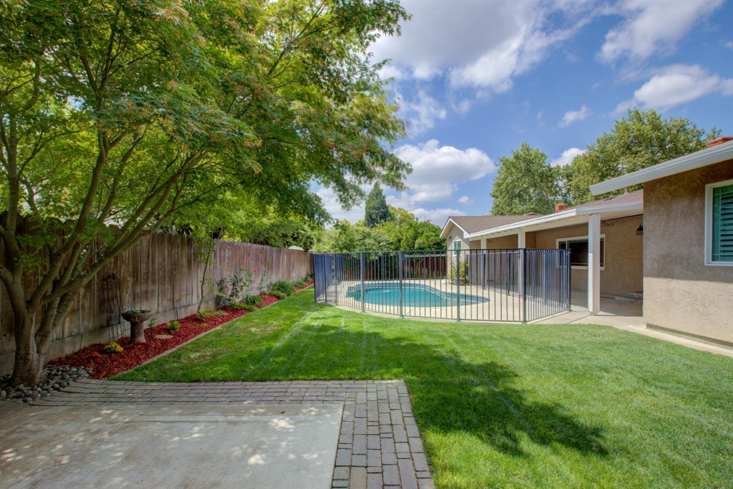 Teak Avenue, Merced, California image 29