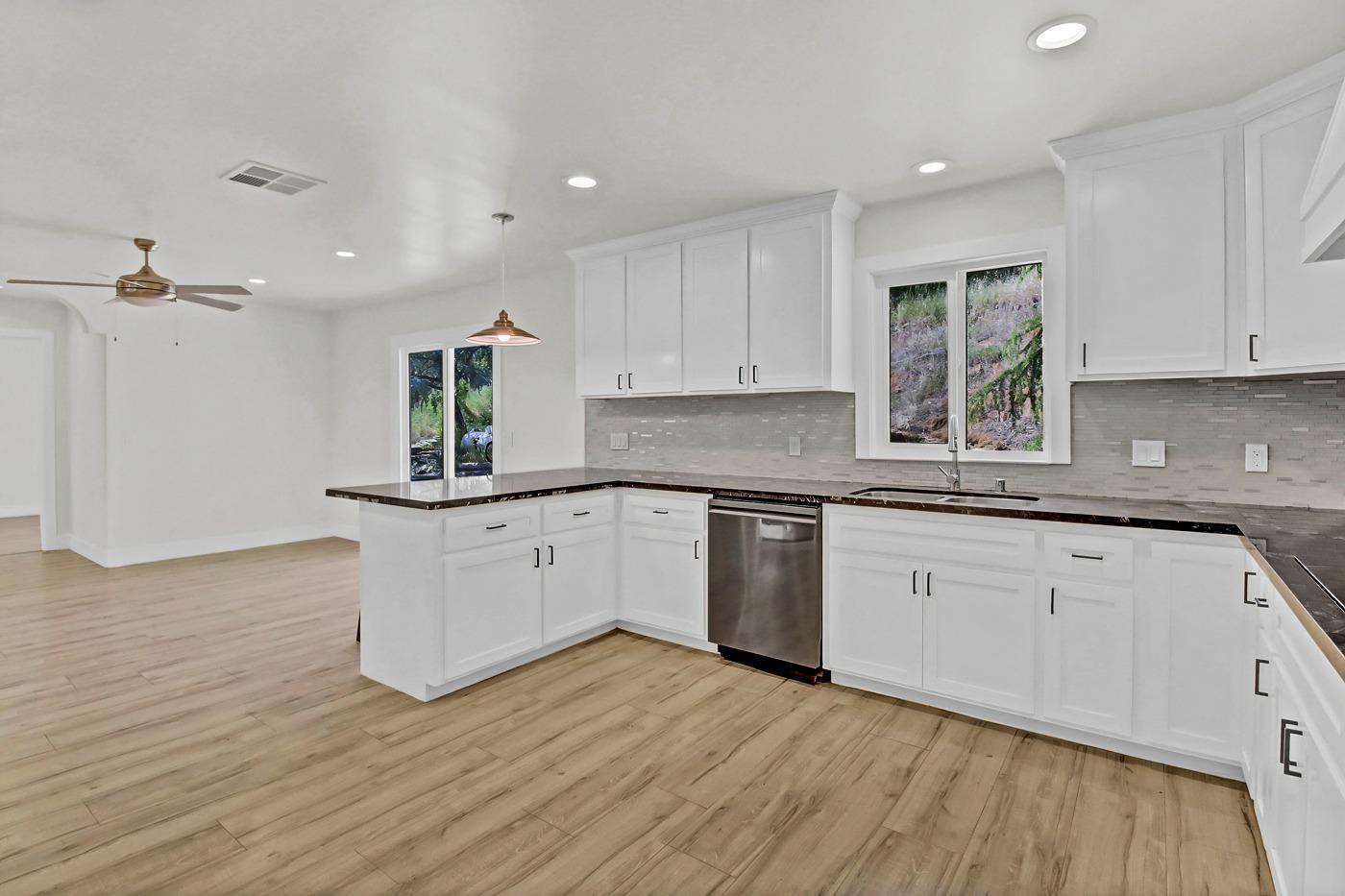 Detail Gallery Image 19 of 98 For 8535 Irish Ln, Newcastle,  CA 95658 - 4 Beds | 3 Baths