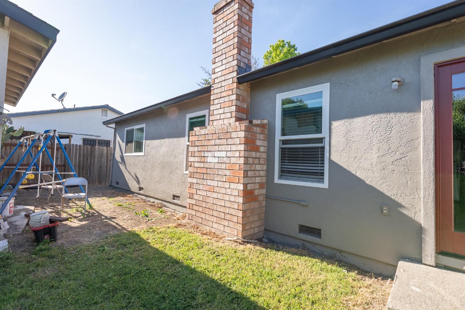 Detail Gallery Image 30 of 33 For 3988 Robinridge Way, Sacramento,  CA 95823 - 3 Beds | 2 Baths