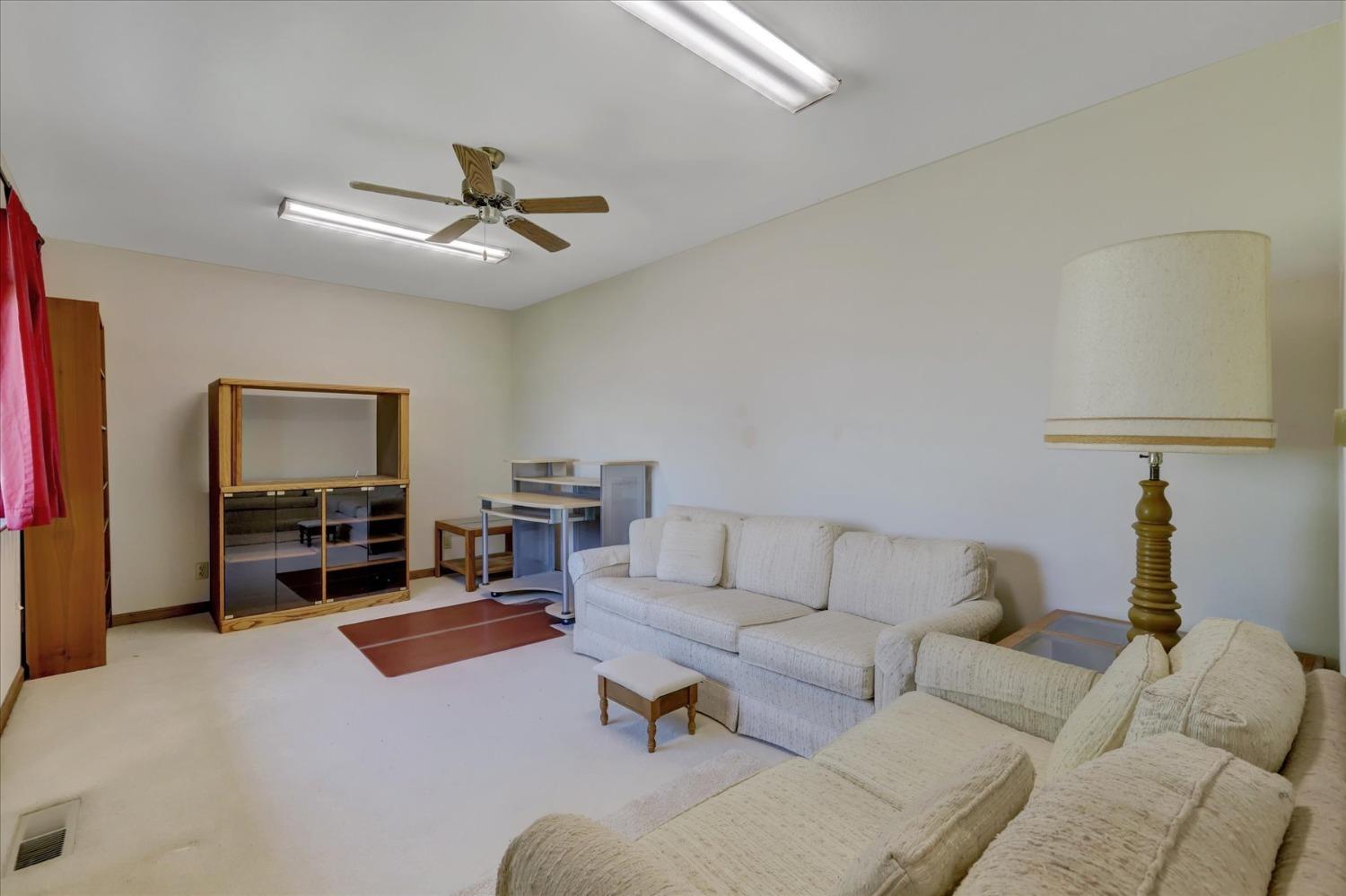 Detail Gallery Image 40 of 96 For 7791 Walsh Ln, –,  CA 95977 - 3 Beds | 2/1 Baths