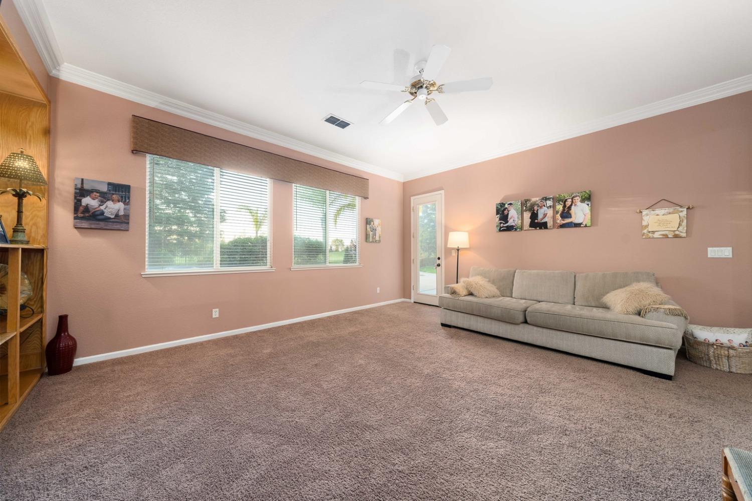 Detail Gallery Image 17 of 58 For 7788 Tigerwoods Dr, Sacramento,  CA 95829 - 5 Beds | 3/1 Baths