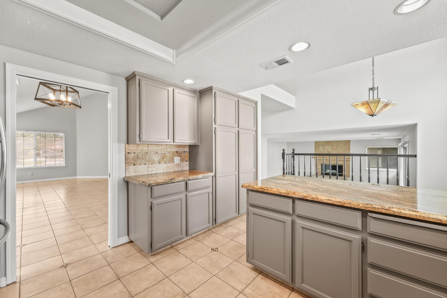 Celia Court, Oakdale, California image 12