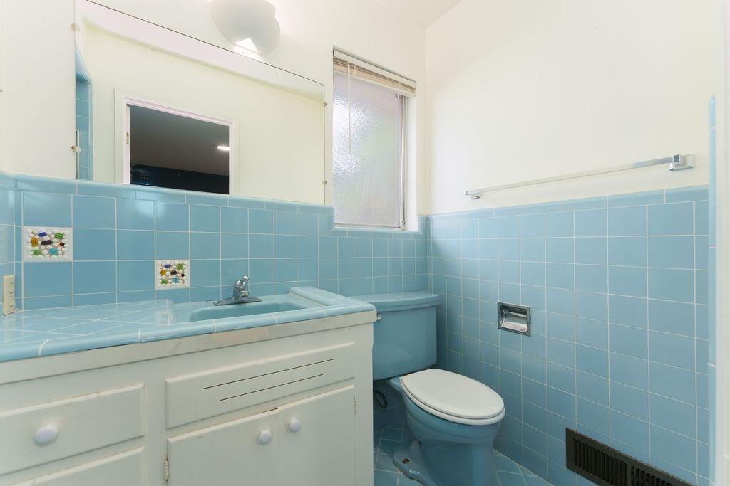 Detail Gallery Image 28 of 36 For 5741 Lonsdale Dr, Sacramento,  CA 95822 - – Beds | – Baths