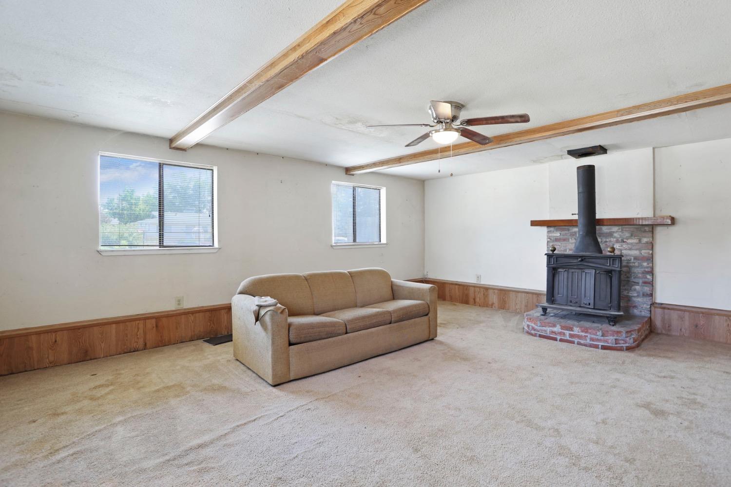 Detail Gallery Image 6 of 38 For 6039 Mio Ct, Rio Linda,  CA 95673 - 3 Beds | 2 Baths