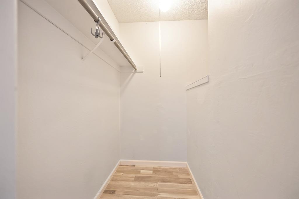 Photo #20: 225054136 Listing: Photo #20