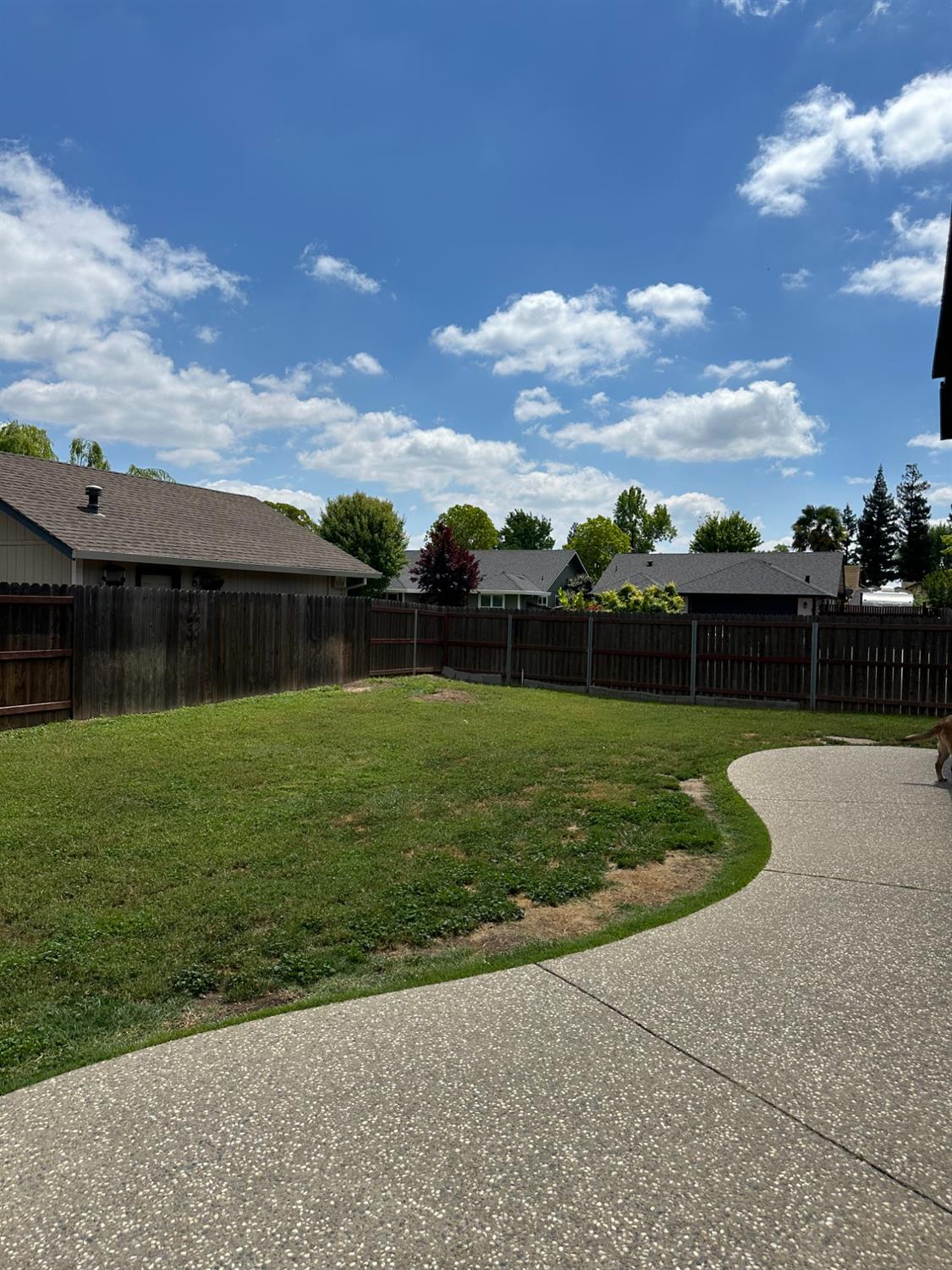Detail Gallery Image 10 of 44 For 633 Holly Ct, Galt,  CA 95632 - 3 Beds | 2 Baths