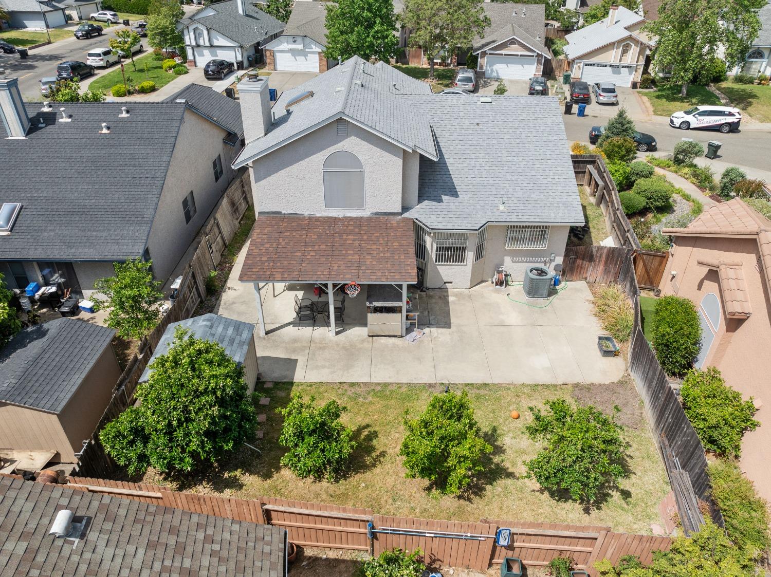 Pine Oaks Court, Sacramento, California image 45