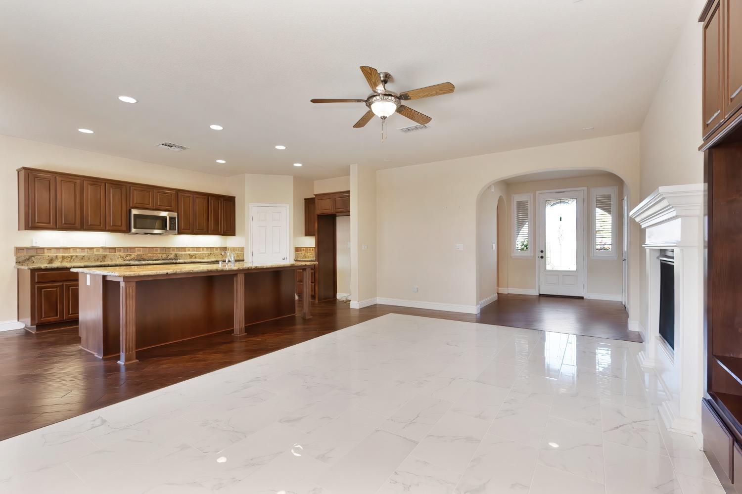 Tenaja Way, Rancho Cordova, California image 15