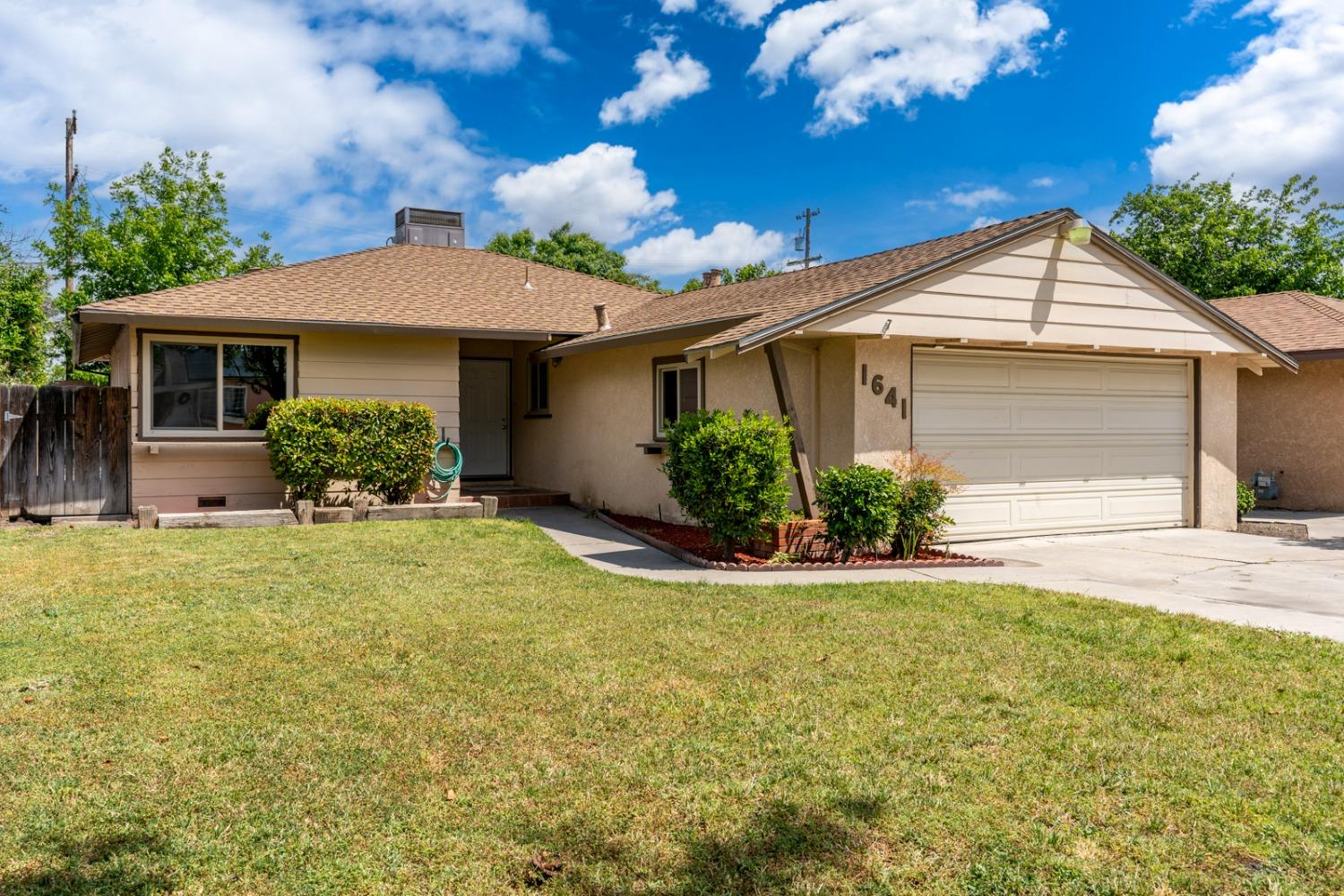 Virginia Avenue, Dos Palos, California image 1