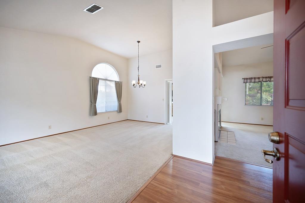 Orwell Drive, Roseville, California image 6