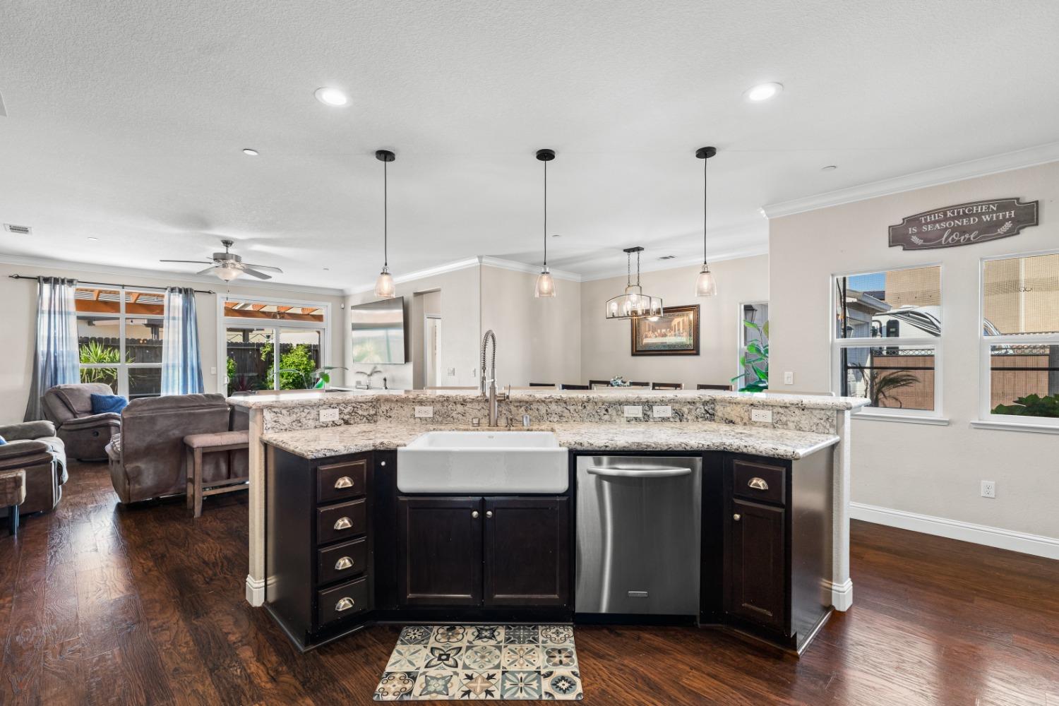 Maehl Drive, Manteca, California image 9