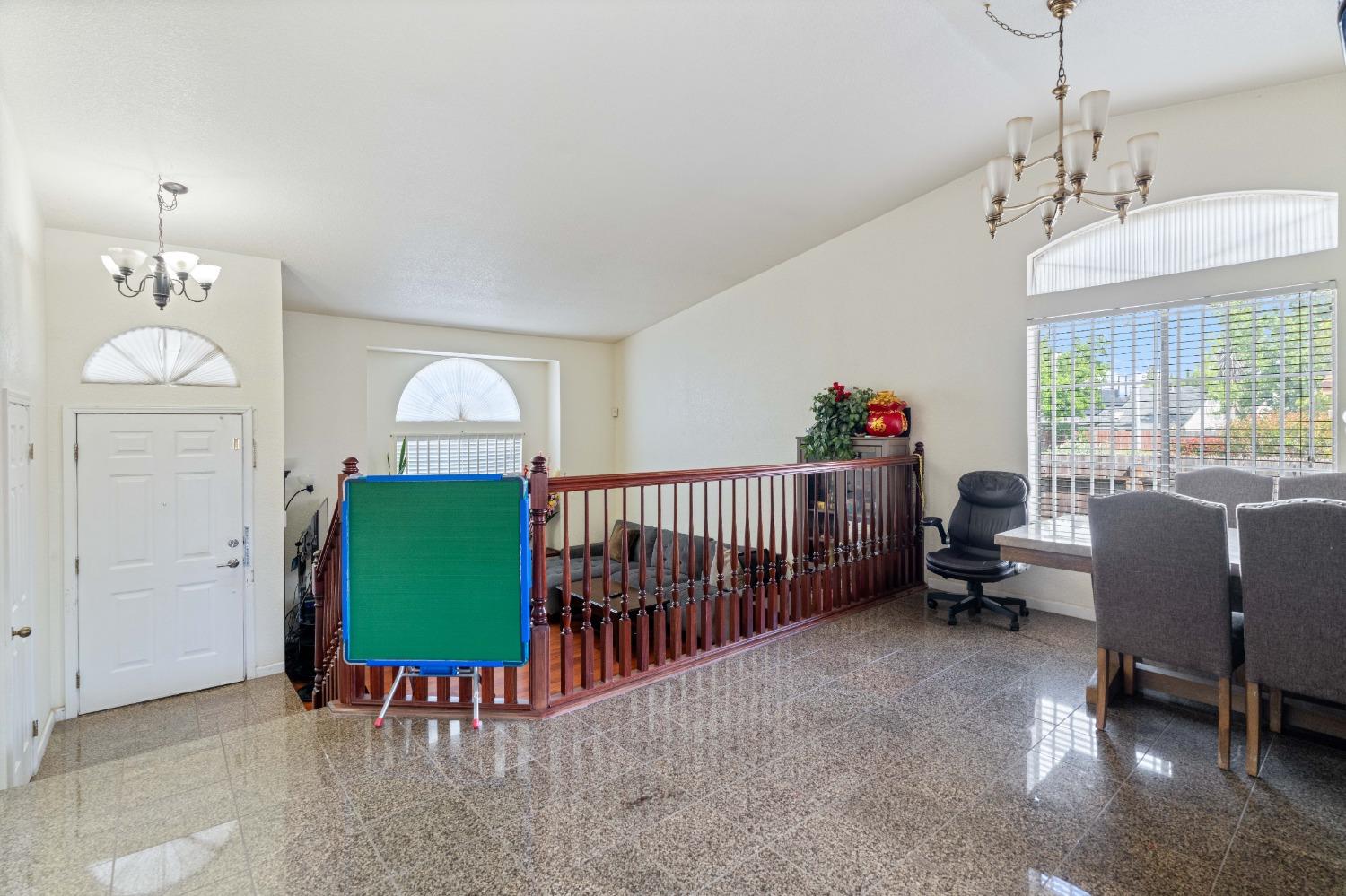 Pine Oaks Court, Sacramento, California image 11