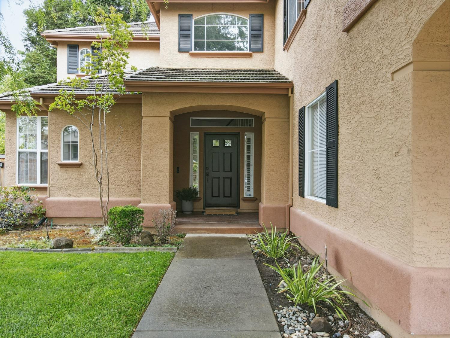 Brookhaven Drive, Roseville, California image 2