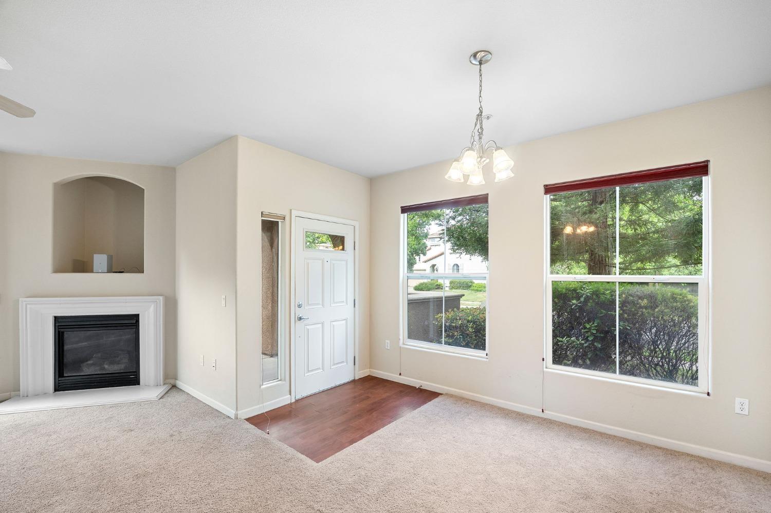 Photo #11: 225054575 Listing: Photo #11
