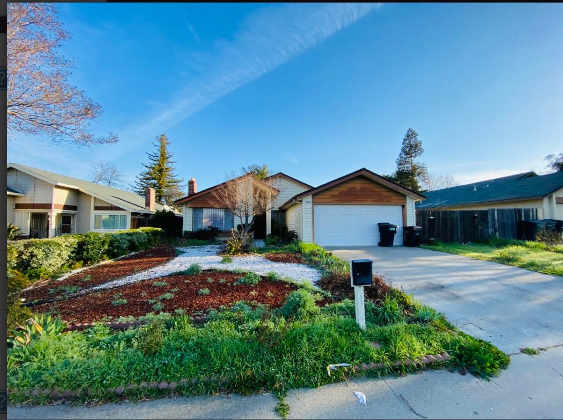 Detail Gallery Image 1 of 24 For 3633 Contempo Dr, Sacramento,  CA 95826 - 4 Beds | 2 Baths