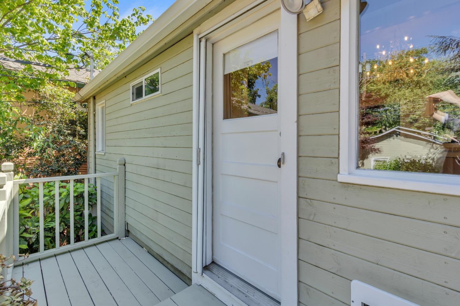Detail Gallery Image 65 of 91 For 2321 H St, Sacramento,  CA 95816 - 4 Beds | 2 Baths