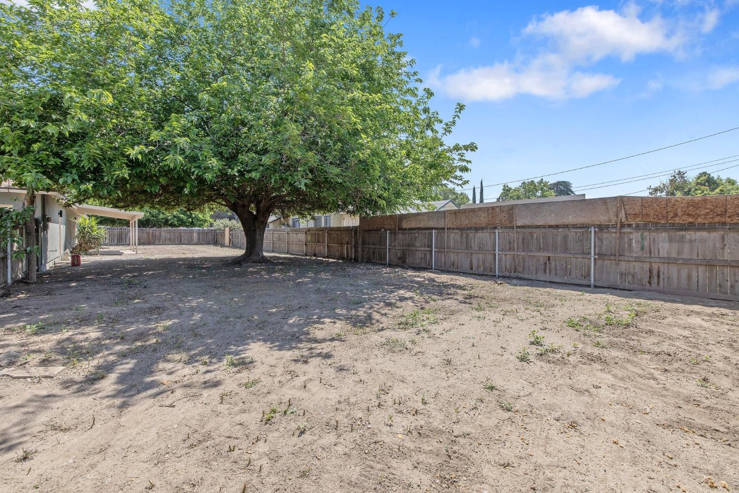 W Woods Avenue, Tipton, California image 36