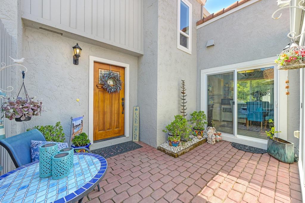 Photo #4: 225054009 Listing: Photo #4