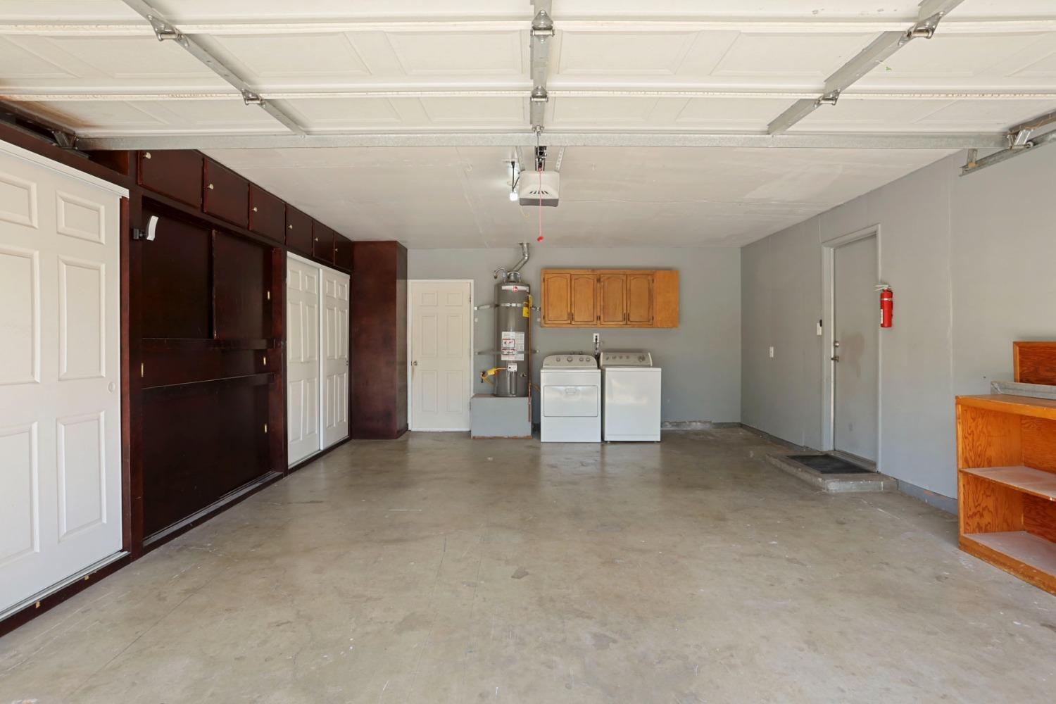 Golden Eagle Lane, Modesto, California image 37