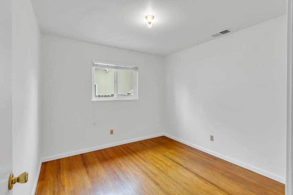 Saint James Drive, Carmichael, California image 31
