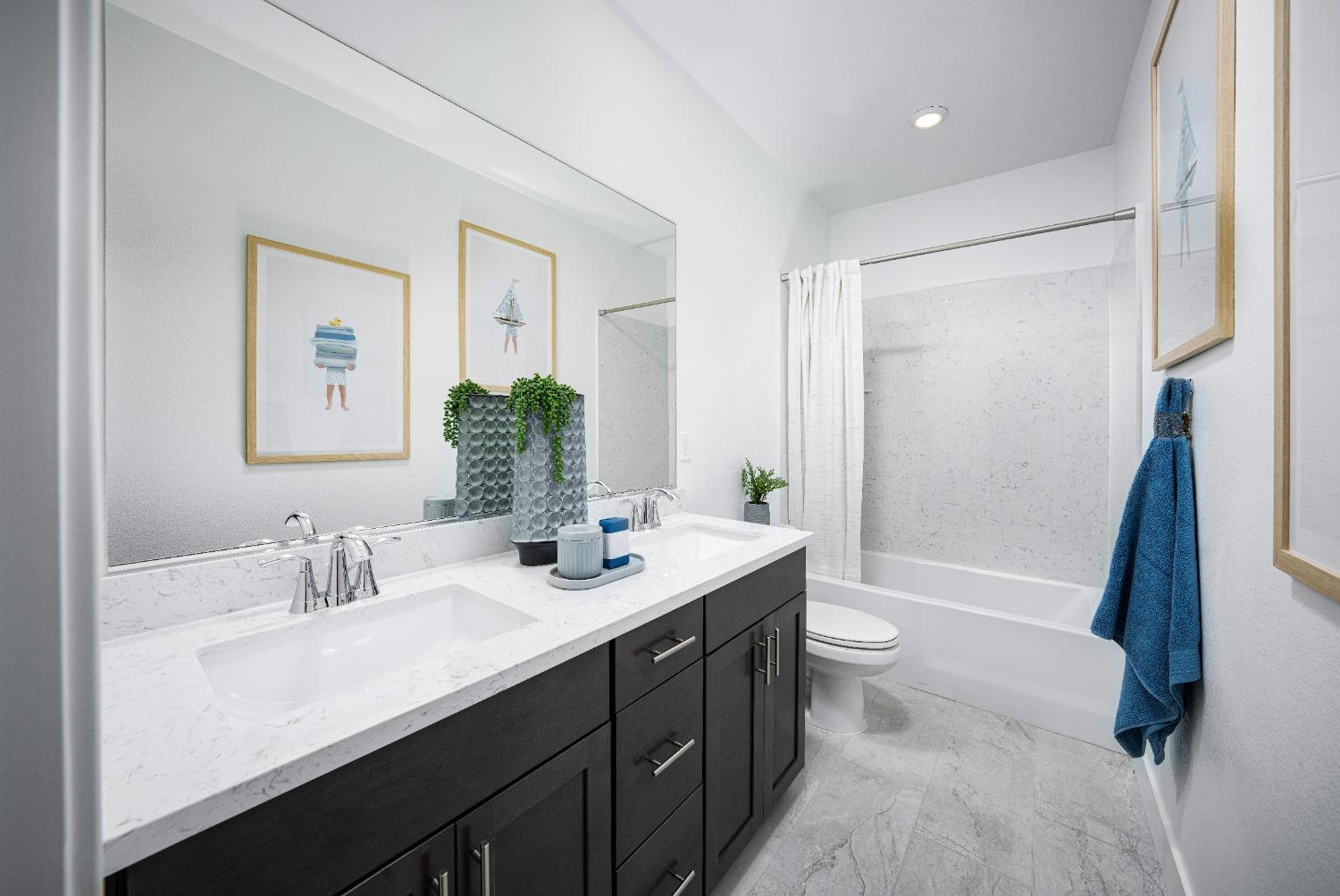 Detail Gallery Image 9 of 17 For 4032 Happy Camper Way, Roseville,  CA 95747 - 4 Beds | 3/1 Baths