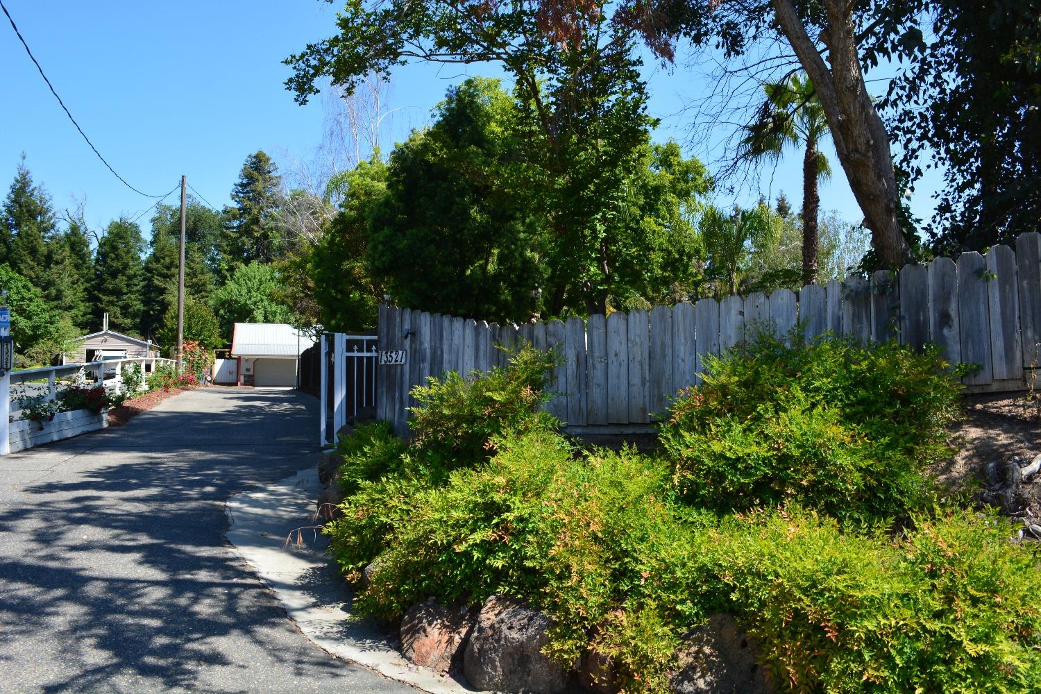 Detail Gallery Image 20 of 74 For 13521 Yosemite Blvd, Waterford,  CA 95386 - 3 Beds | 2 Baths